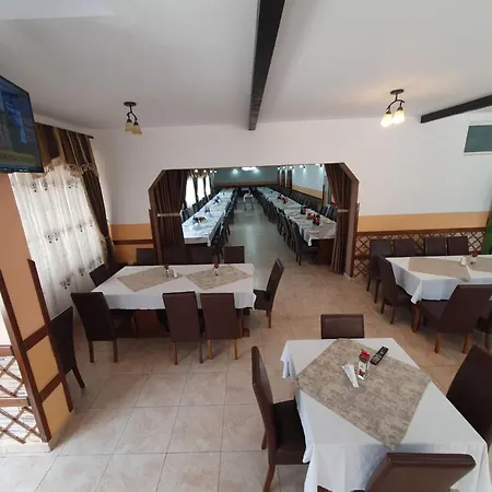 Restaurant * Cosna